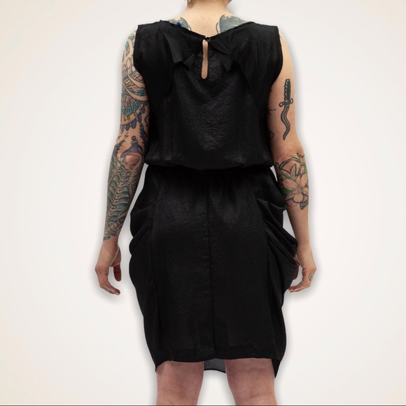 Glamour LBD - Picture 2 of 3